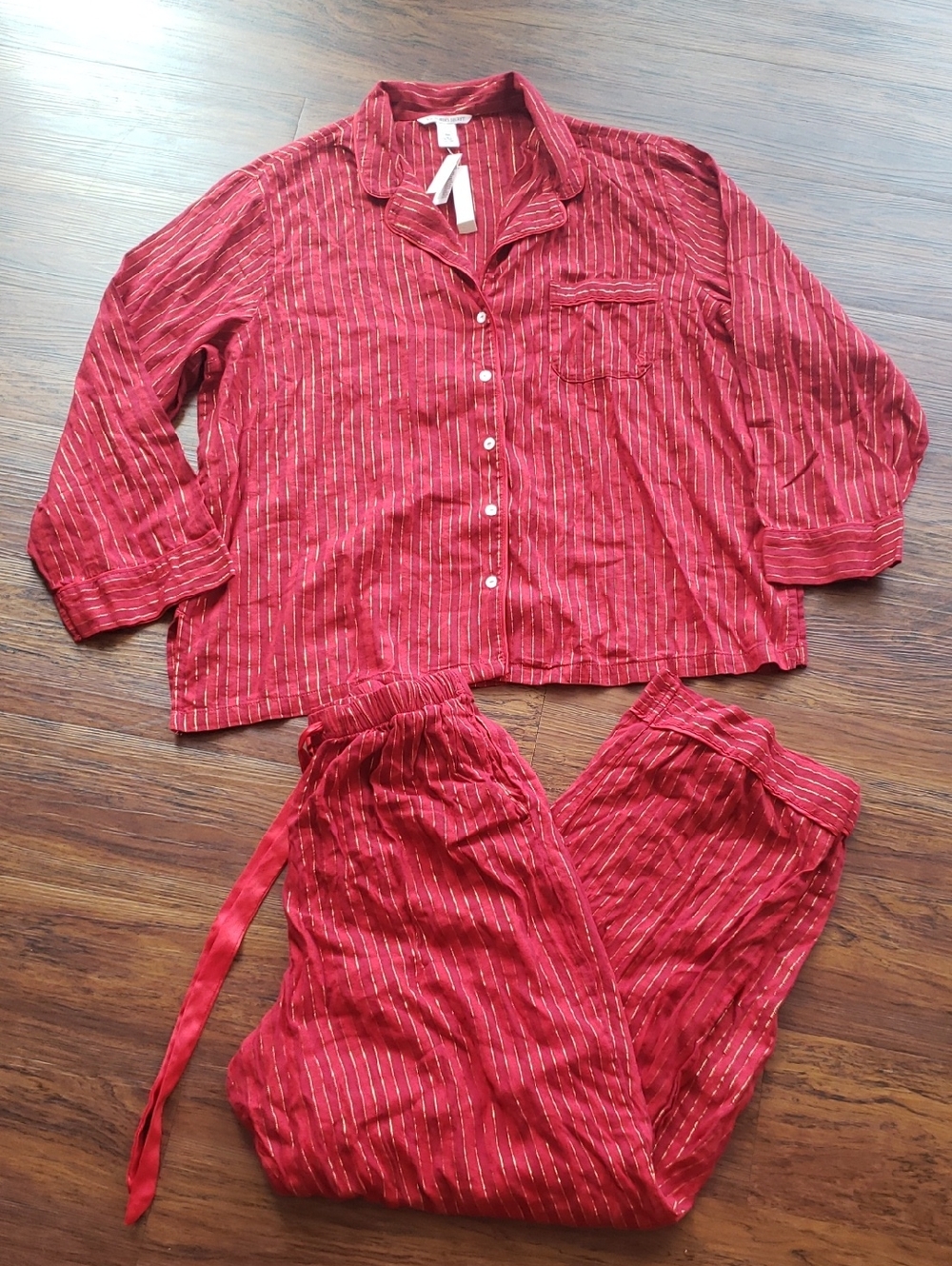 Victoria's Secret Red Gold-Threaded Pajama Set Size XL New Feminine Preppy